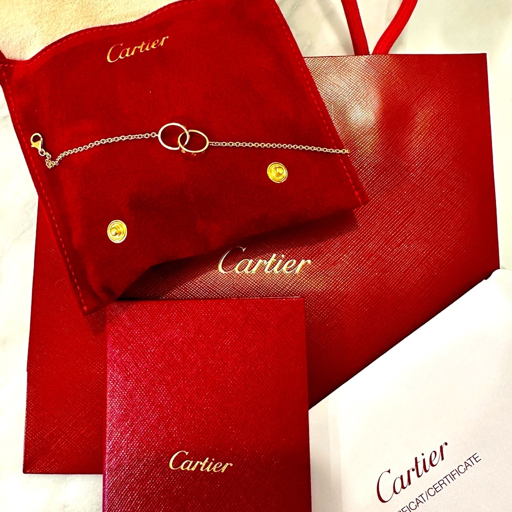 Cartier Love Chain Bracelet in Yellow Gold with Certificate/ Cartier pouch/ bag